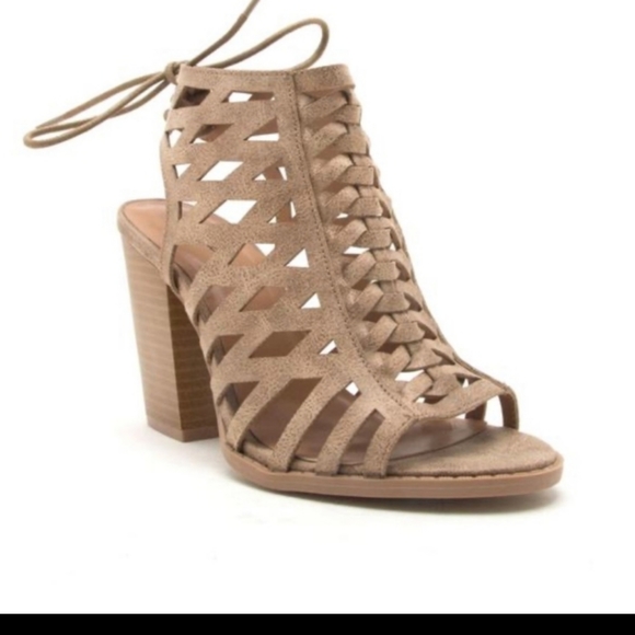 🤩HP🤩 Boho Chunky heel Qupid open toe sandal shoes size 6, 7 or 8 available - Picture 14 of 14